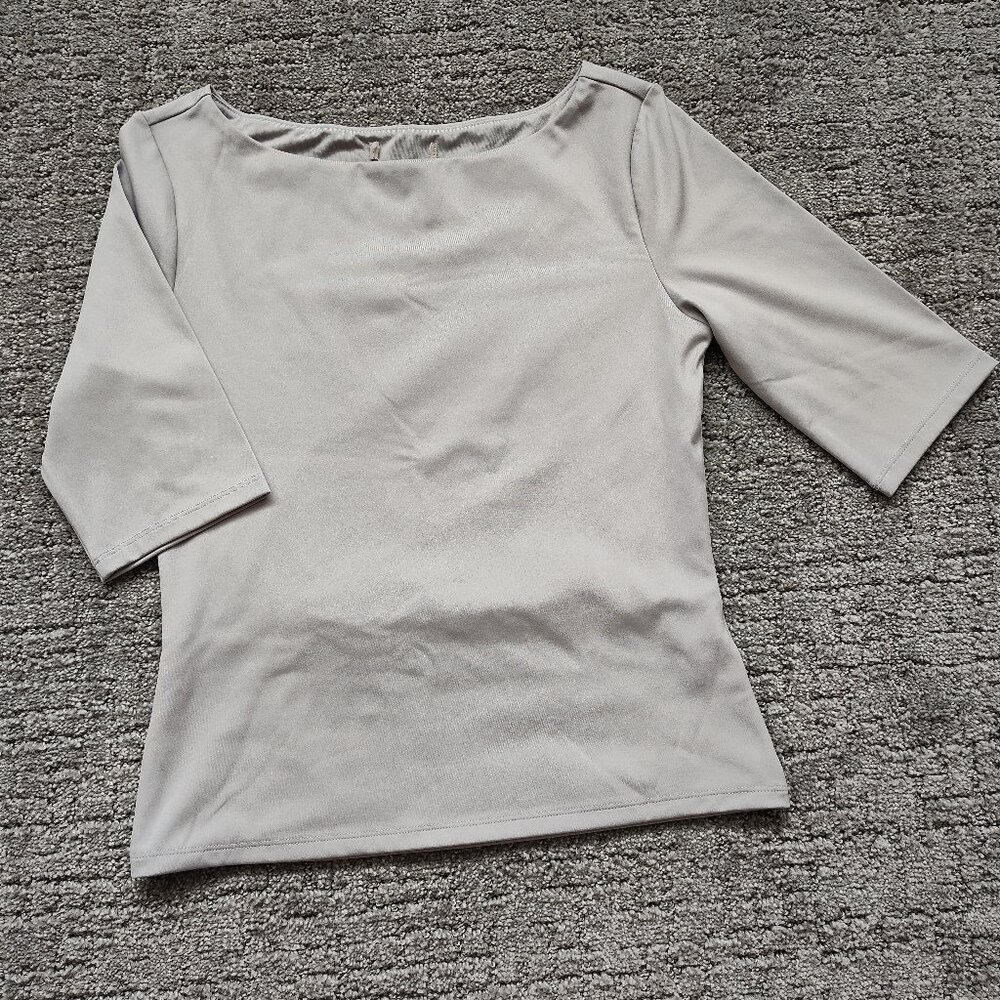 Boat neck top